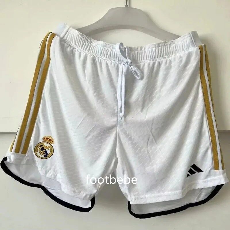 Real Madrid Shorts 2023 2024 weiß